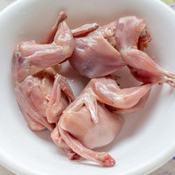 うずら肉の写真 4