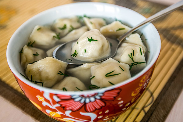 授乳中に餃子を食べても大丈夫ですか？
