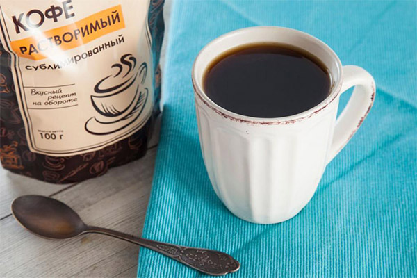 インスタントコーヒーの効用と弊害