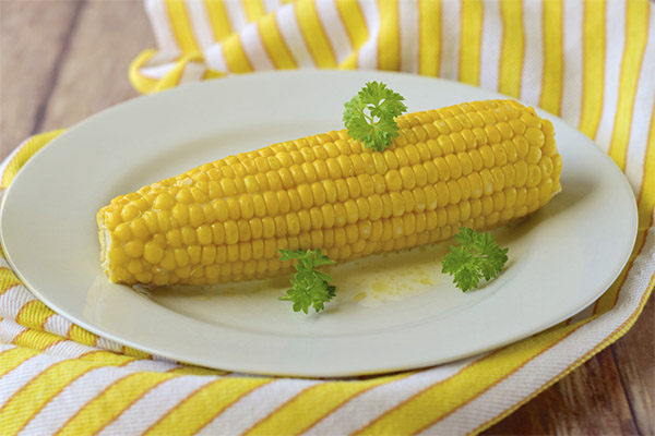 ゆでたトウモロコシは1日にどれくらい食べられるか