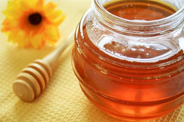 ヒマワリ蜂蜜の有用な特性
