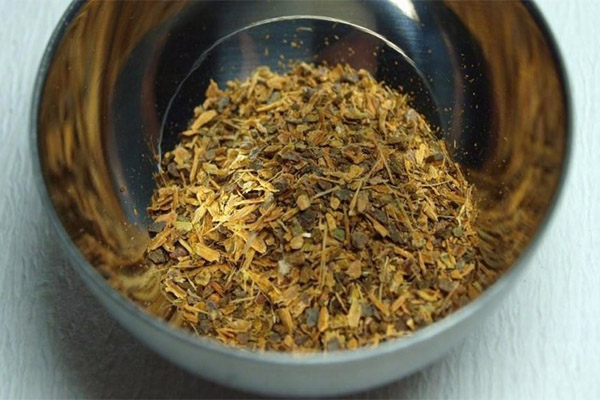 塊状の樹皮を用いた薬用組成物の種類