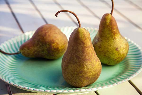 授乳中の梨の危険性とは？