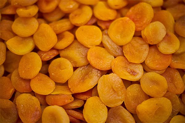 ドライアプリコットは未来のお母さんに害を与えるか？