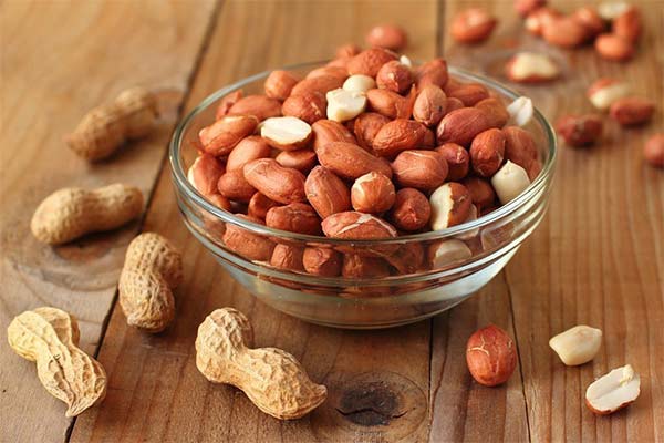 ピーナッツの正しい食べ方とは？