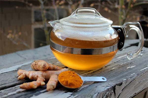ウコン茶の効能と害について