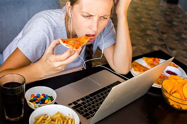 不健康な食生活