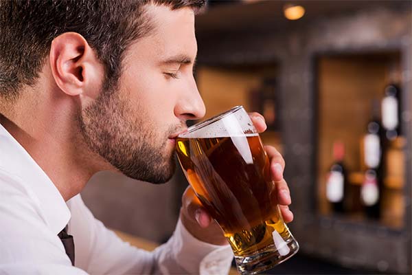 毎日ビールを飲むとどうなるのか？