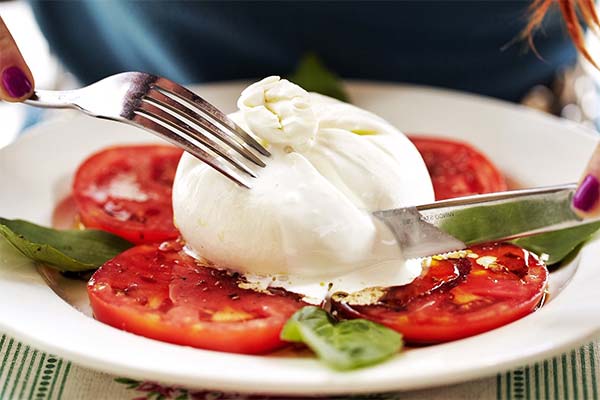 ブッラータの食べ方、食べ合わせ