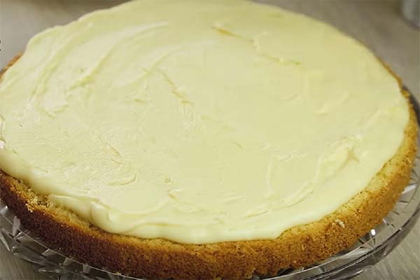 プロムビエールクリーム（クリーム入りスポンジケーキ用