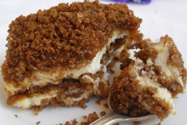 黒パンのチーズケーキ