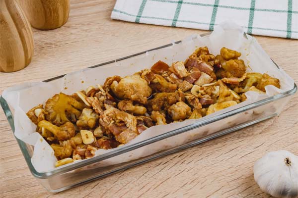 カリフラワーのベーコン焼き