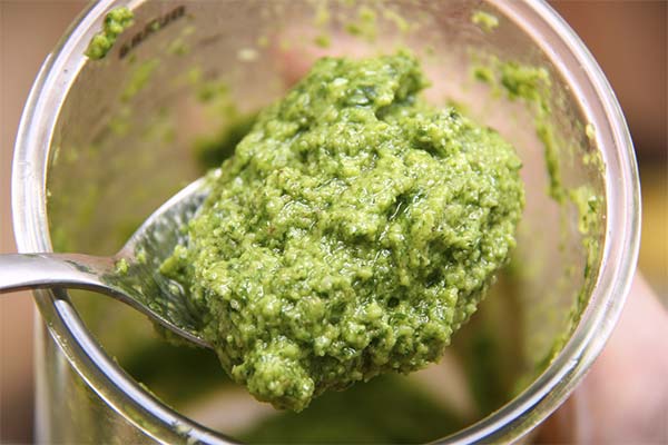 スライスしたスイートチェリーオイル
